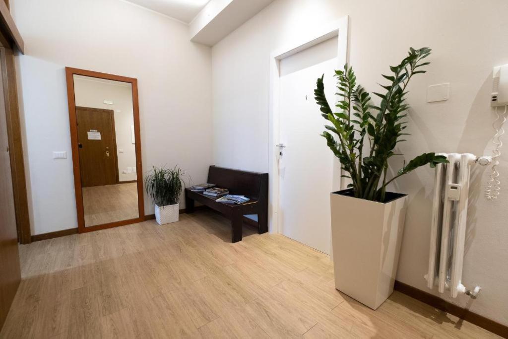 Cute And Cozy Apartment Train Station بيرغامو المظهر الخارجي الصورة